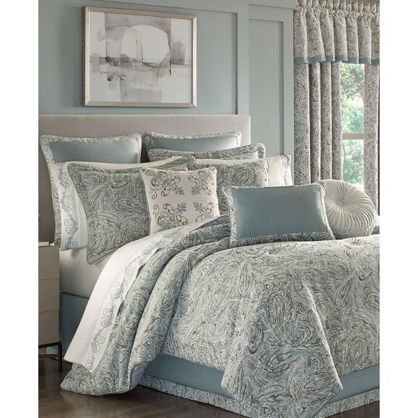 4-Piece Queen Comforter Bundle